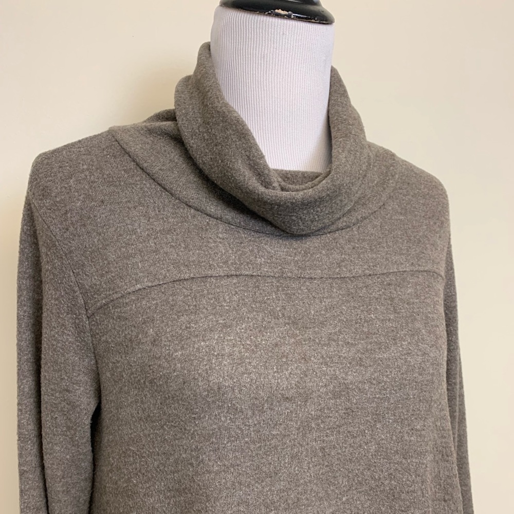143 Story by Line Up Cowl Neck Sweater Size S - Picture 2 of 7